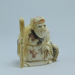 Эксклюзивная нэцкэ Дзюродзин с посохом и корзиной рыбы