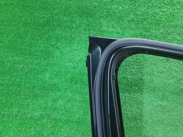 Дверь передняя левая Mercedes GLC C253 (2016-2023)