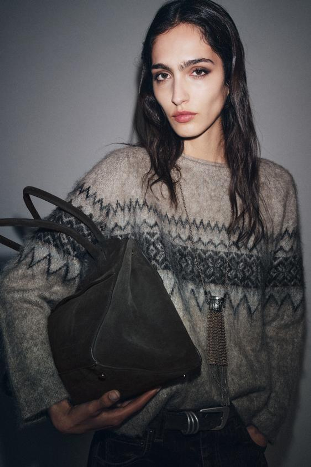 ZARA ЗАМШЕВАЯ СУМКА, СЕРЫЙ