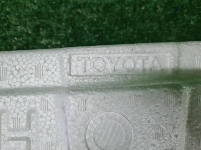 Абсорбер заднего бампера Toyota Land Cruiser 300 (2021-н.в.)