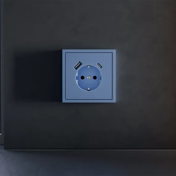 Накладка для розетки с заземлением и защитными шторками, с USB A+C, S70 (деним)