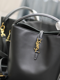 Saint Laurent Le 5 A 7 26 cm