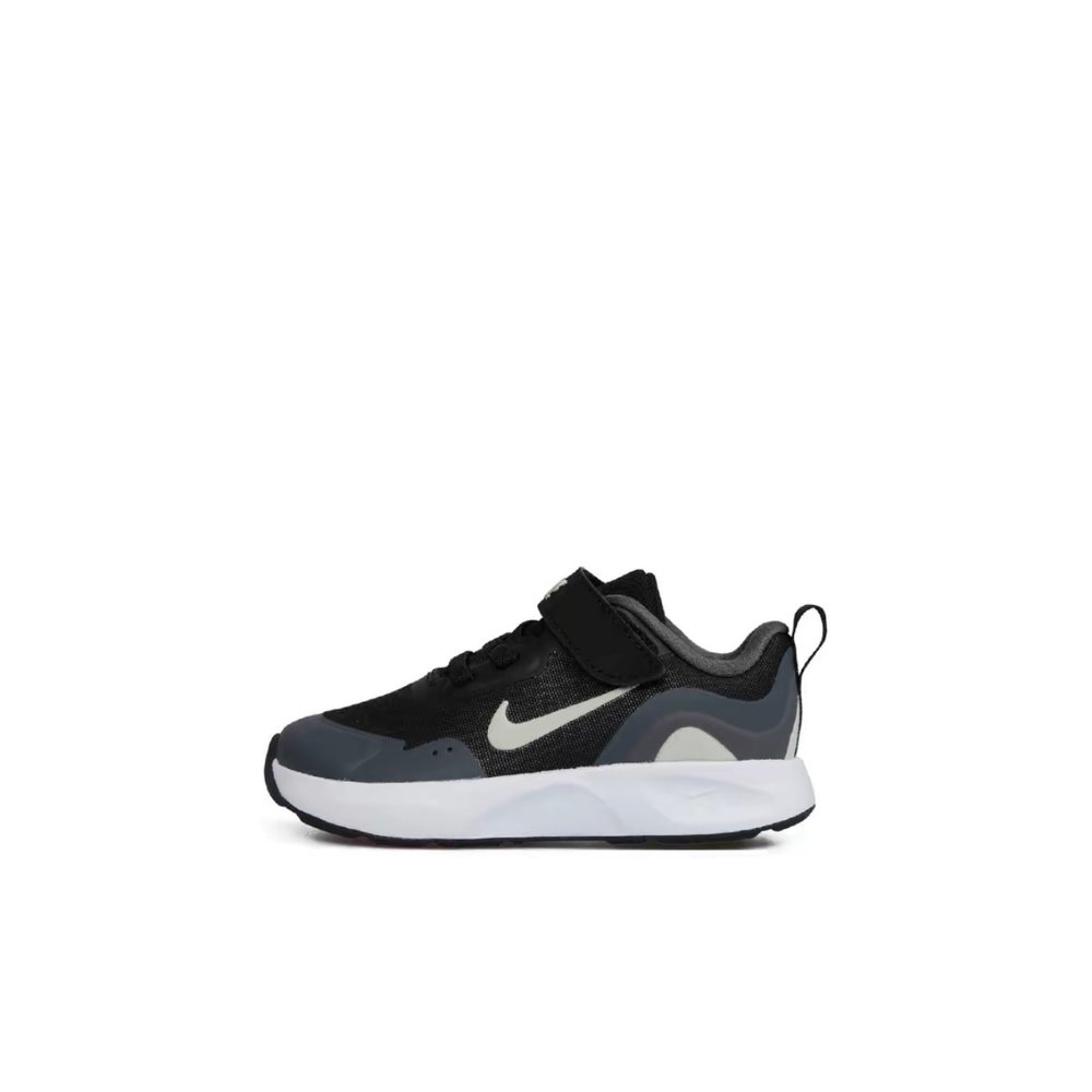 Nike Wearallday "Black White"