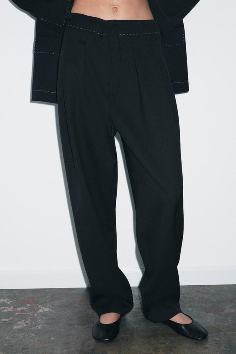 ZARA БРЮКИ С ДЕКОРАТИВНОЙ СТРОЧКОЙ — ZW COLLECTION LIMITED EDITION, ЧЕРНЫЙ