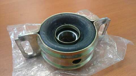 подшипник подвесной Toyota Tundra UCK56 37230-34050