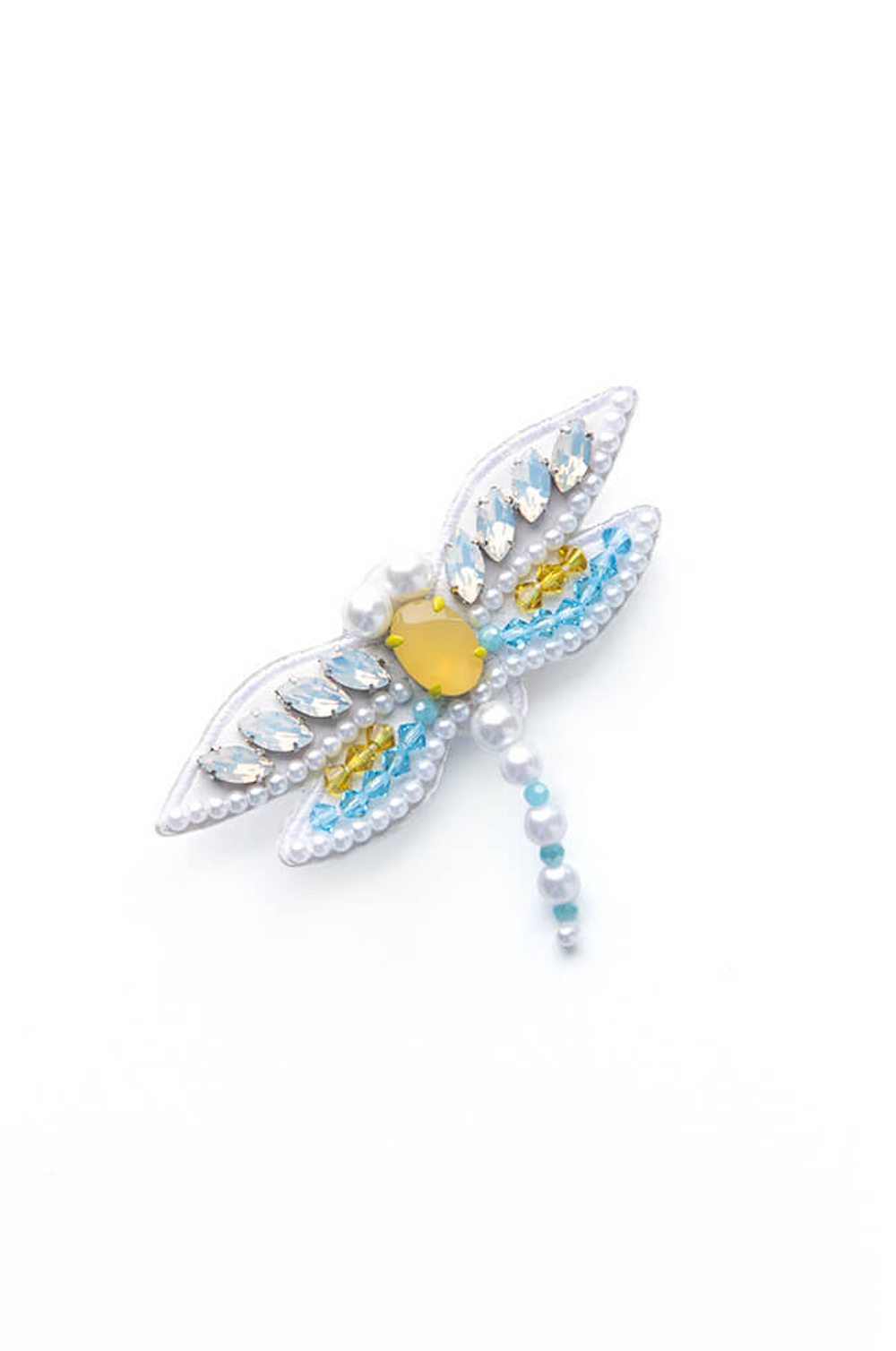 8335 Брошь (белый)