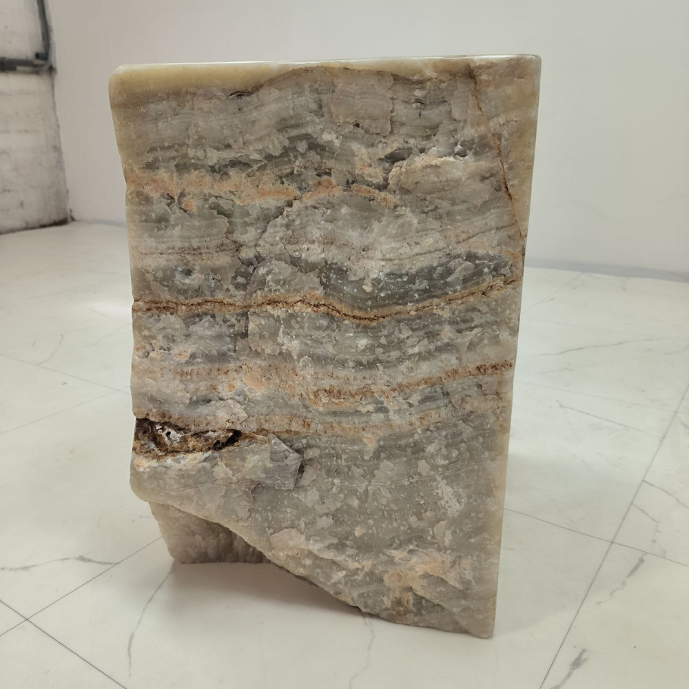 Стол из оникса 65583  (45*32*45) 0195