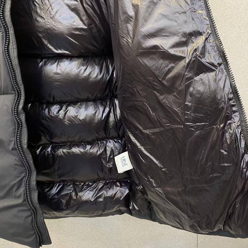 Пуховик Moncler