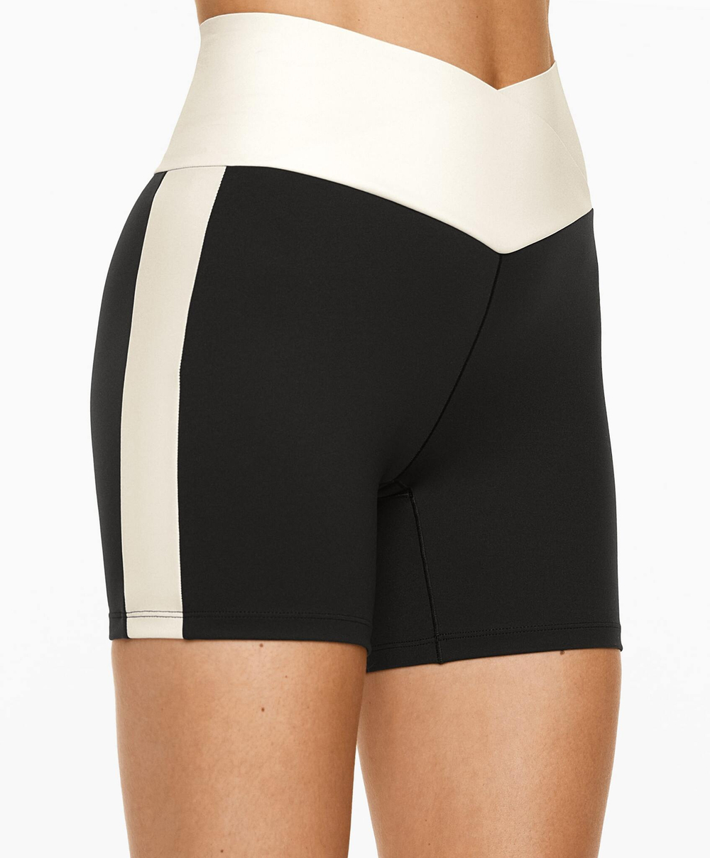 Oysho Легинсы-шорты Perfect-Adapt 10 см с широким поясом V-образной формы, черный