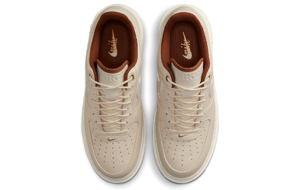 Кроссовки Nike Air Force 1 Luxe "Pecan"