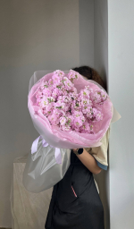 Букет из кустовых маттиол