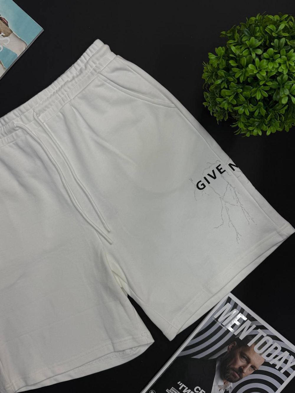 Шорты Givenchy