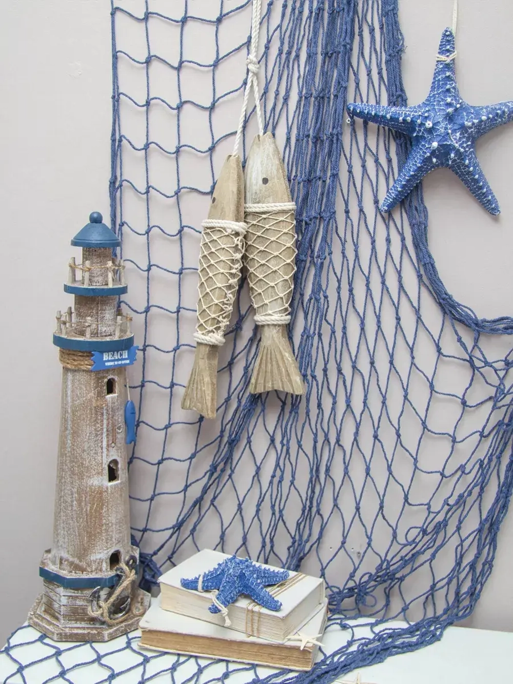 Декор на стену для интерьера "Рыбы в сетях"