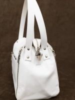 Сумка через плечо средняя классическая