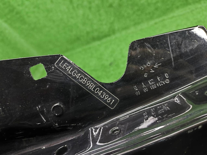 Крыло переднее левое Mercedes E W214 (2023-н.в.)