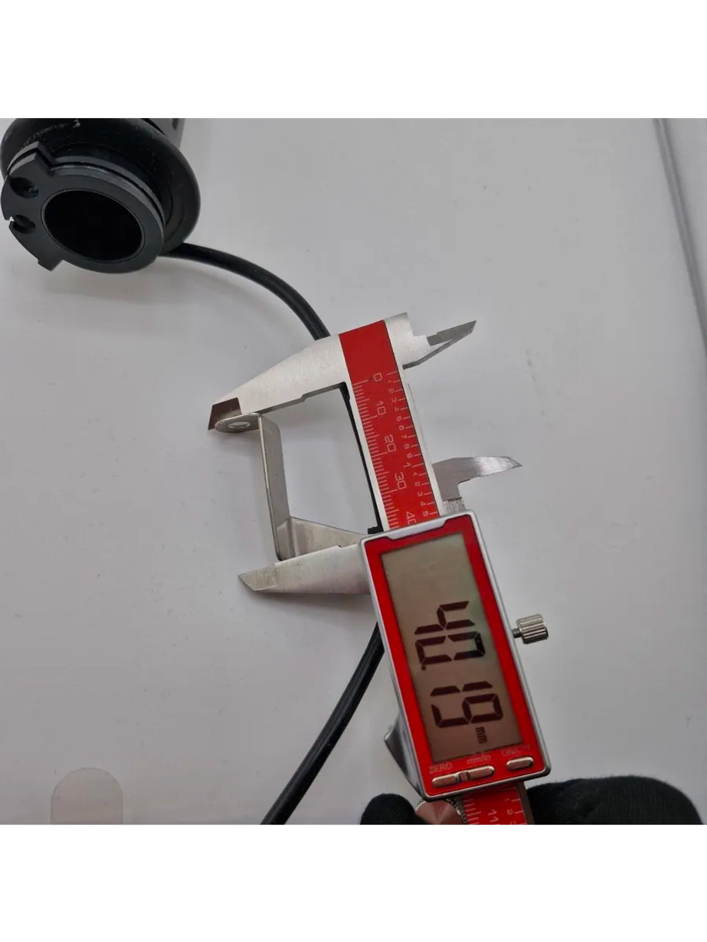 - - Ручки руля с подогревом для мотоцикла