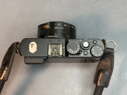 Leica D Lux 7 Bape X Stash