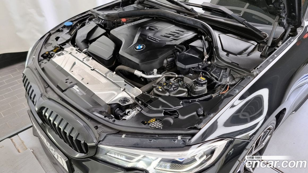 BMW 3 Series (G20) 330i xDrive M Sports (10.2019)