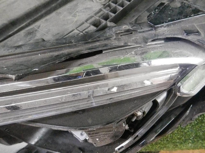 Битая Фара левая Mercedes GLE V167 (2018-2024) LED