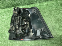 Фонарь левый внешний Toyota Land Cruiser 200 15-21