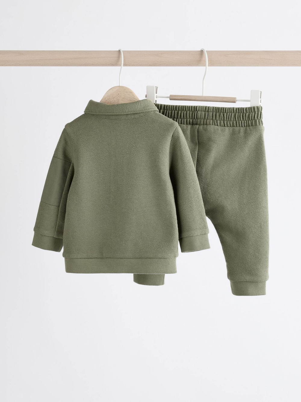 Лонгслив и джоггеры в комплекте для малышей Next K90-056, Хаки