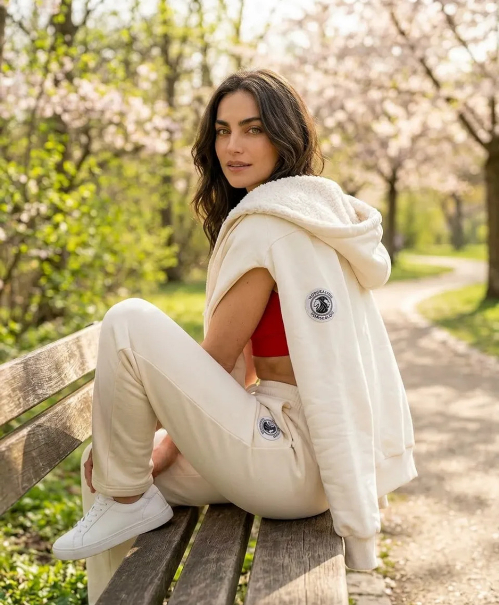 Брюки молочные спортшик весенняя коллекция