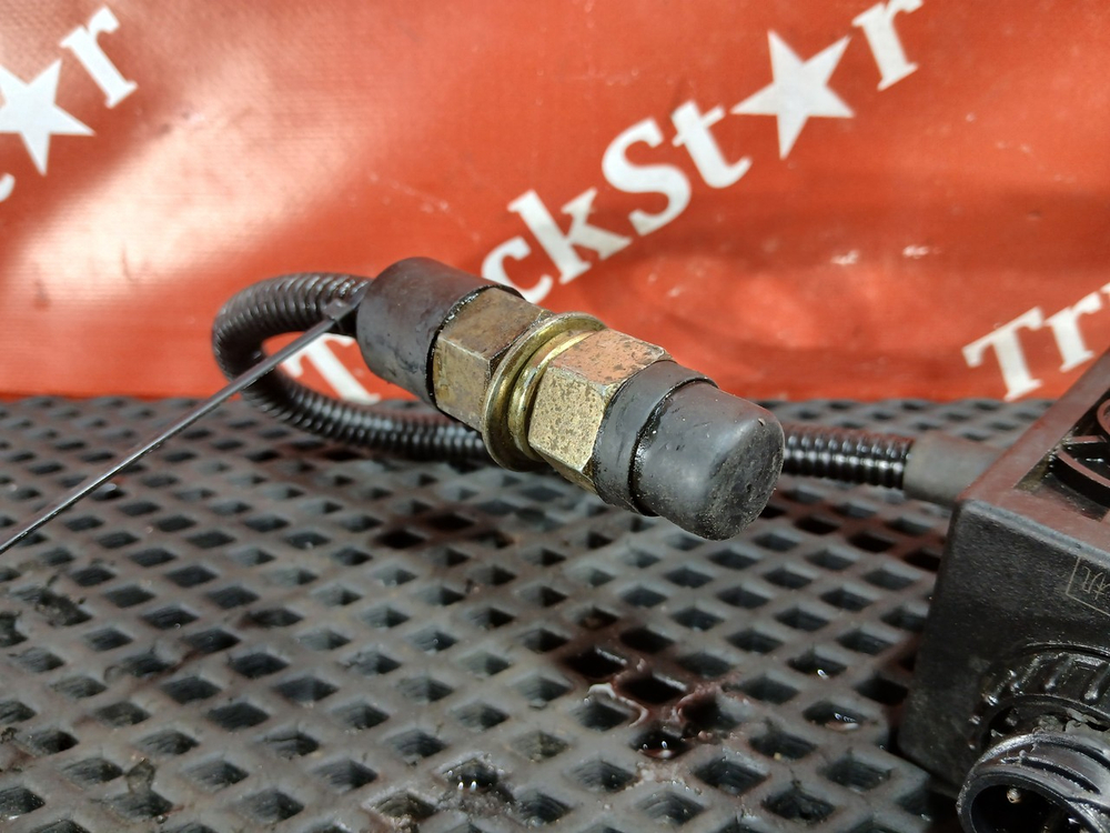 Kонтpoллep наcоса подъeма кaбины 2023г.