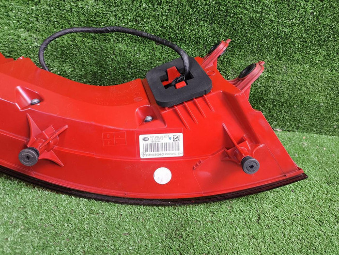 Фонарь правый внешний Porsche Macan (2014-2018)