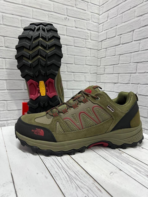 Кроссовки The North Face / хаки