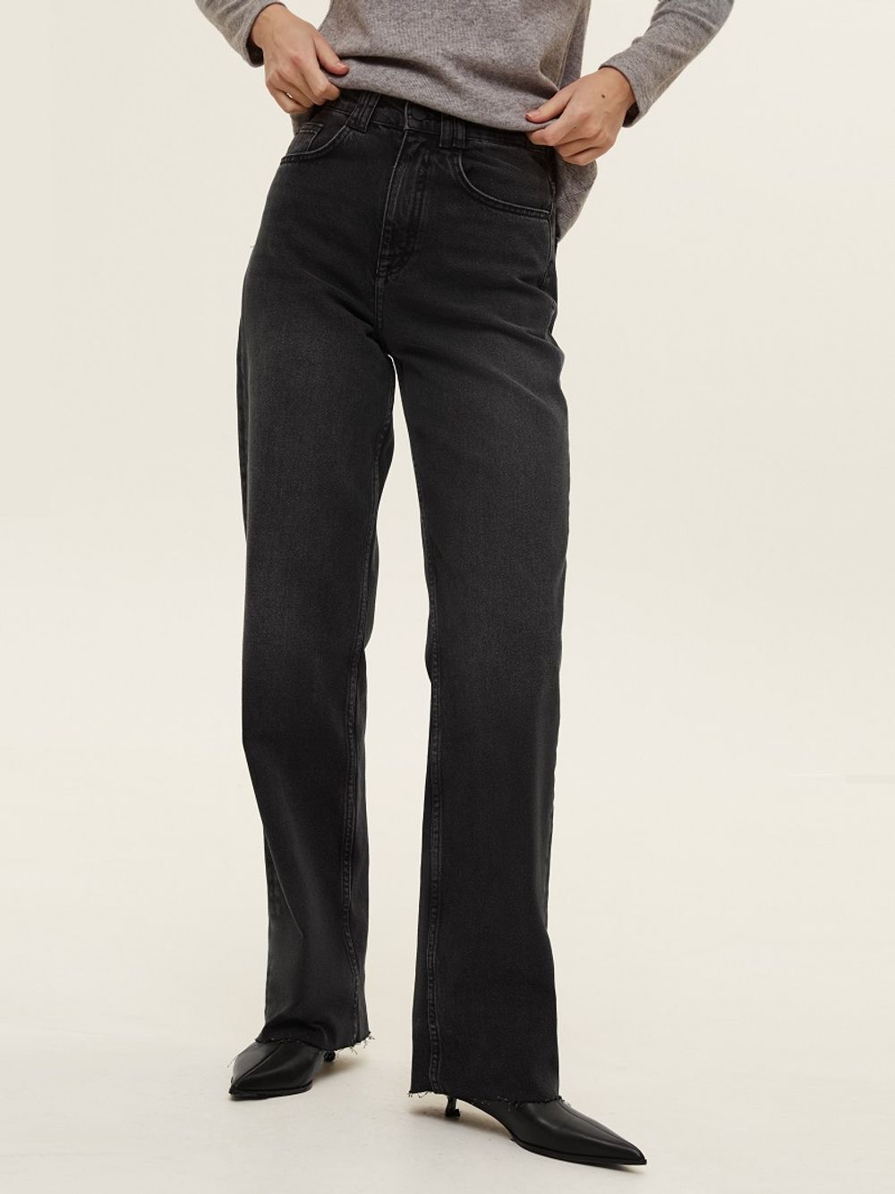 Джинсы прямые серые