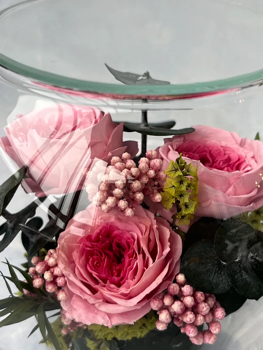 Натуральные пионы в стекле, вакуум