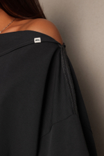 Футболка с отложным уголком