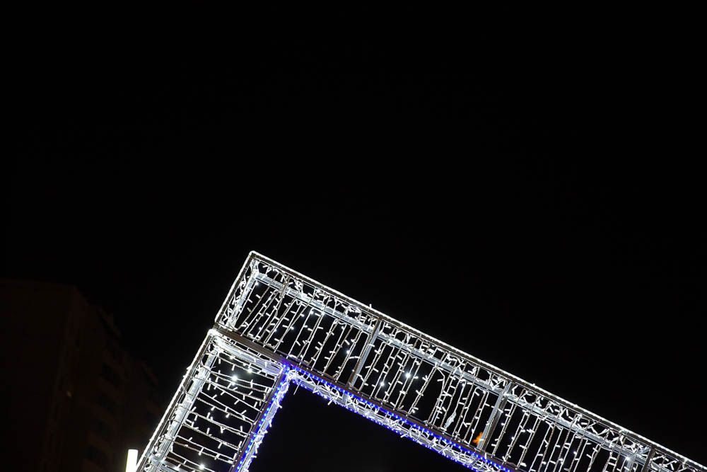 Светодиодная конструкция "Скошенная арка"