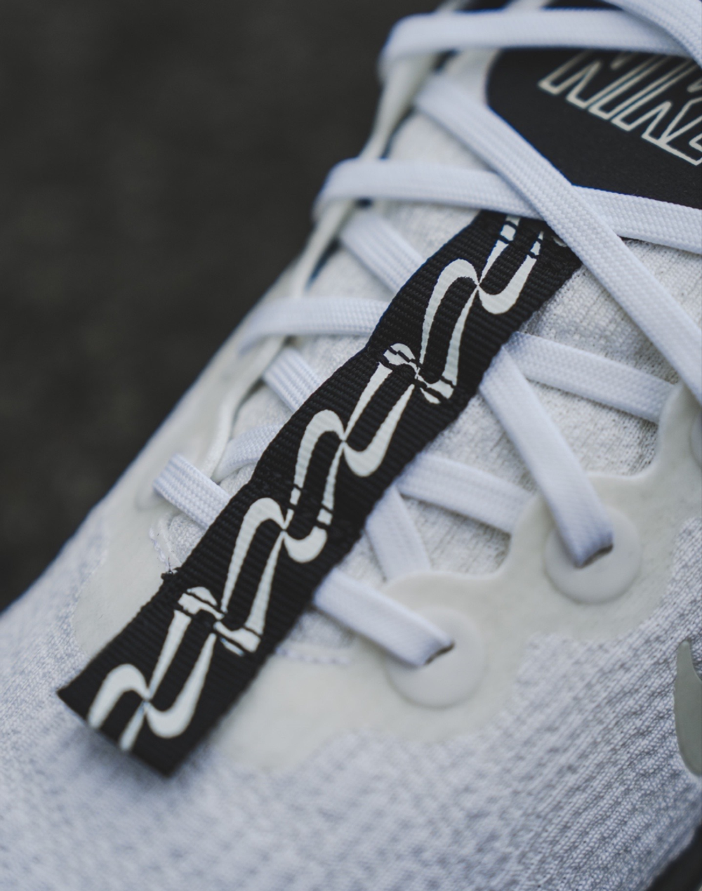 Мужские кроссовки Nike Motiva 'Pale Ivory' FJ1058-100