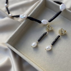 Комплект "Тайна Луны" с барочным жемчугом