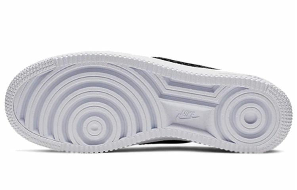 Кроссовки Nike Air Force 1 Flyknit 2.0