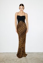 Платье макси с открытой спиной из шифона