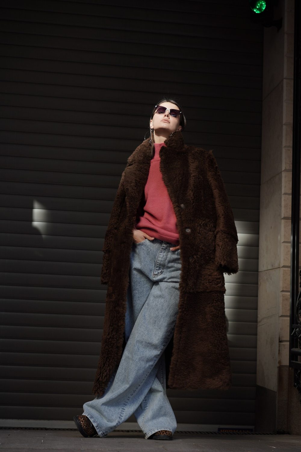 Свитер розовый