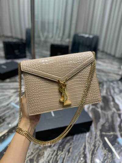 YSL Cassandra Medium 22 cm