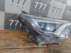 Фара правая LED Toyota RAV4 IV (XA40) 15-19 Б/У Оригинал 8114542680