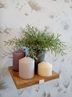 Полка настенная маленькая на кронштейне