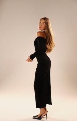 Платье «Милана» из черного бархата