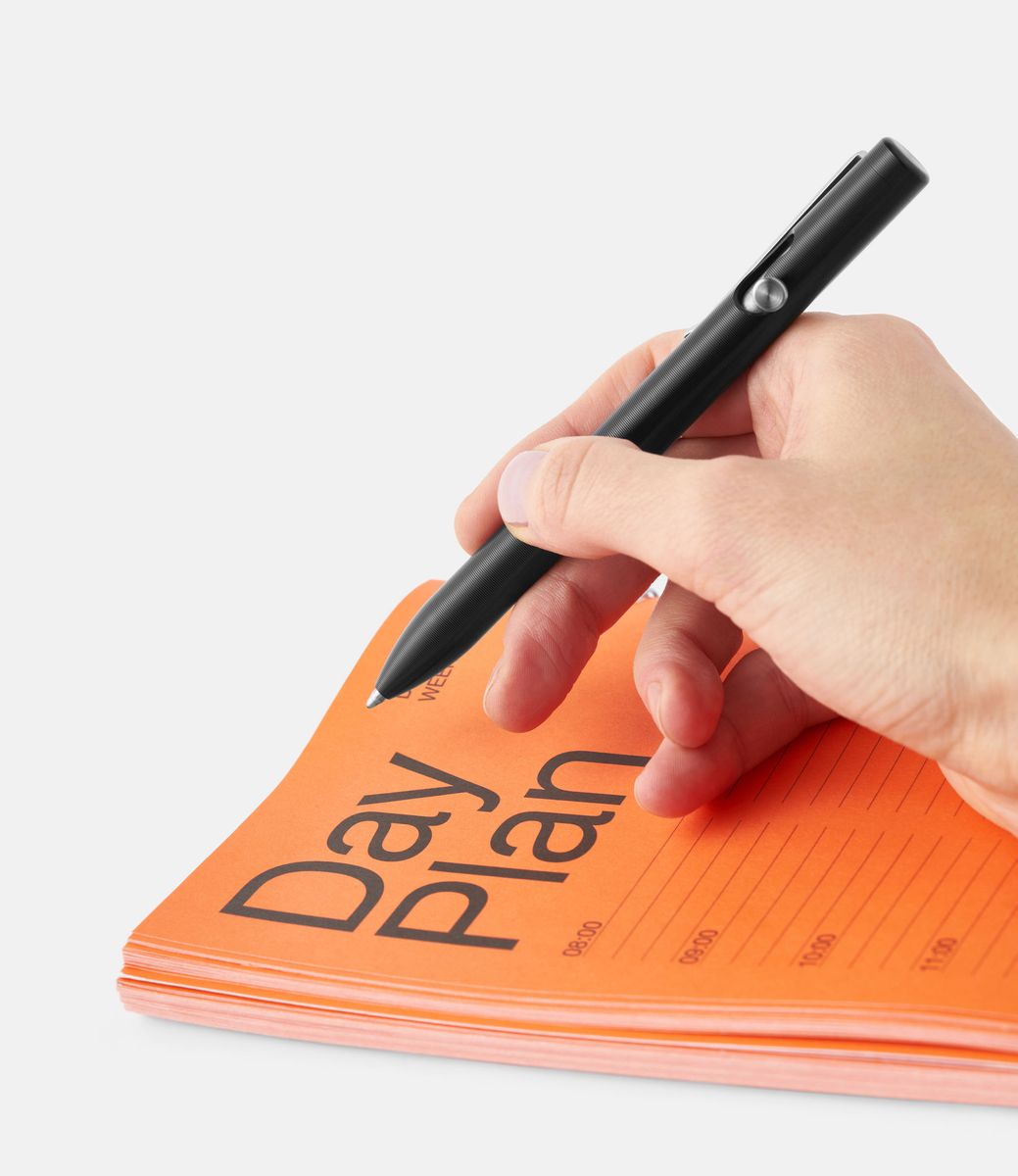 Tactile Turn Aluminum Bolt Action Pen Black — ручка из алюминия