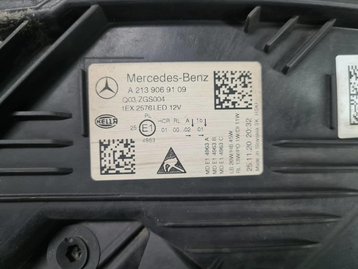 Фара левая Mercedes E W213 (2020-2023) LED