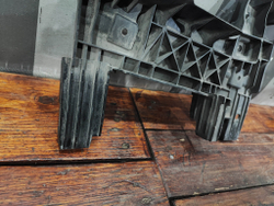 Кронштейн решетки радиатора левый Haval Jolion 21-нв Б/У Оригинал 5509117XST01A