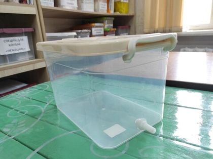 Контейнер 6,5 л со штуцером