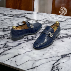 Лоферы Gucci из кожи крокодила