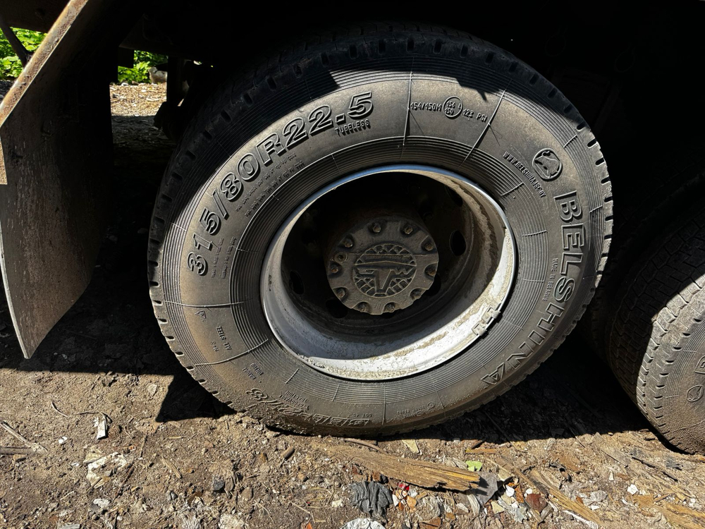 МАЗ 6312 6x4 Зерновоз 553540 (Дизельный, 11,6 л, 423 л.с., МТ)