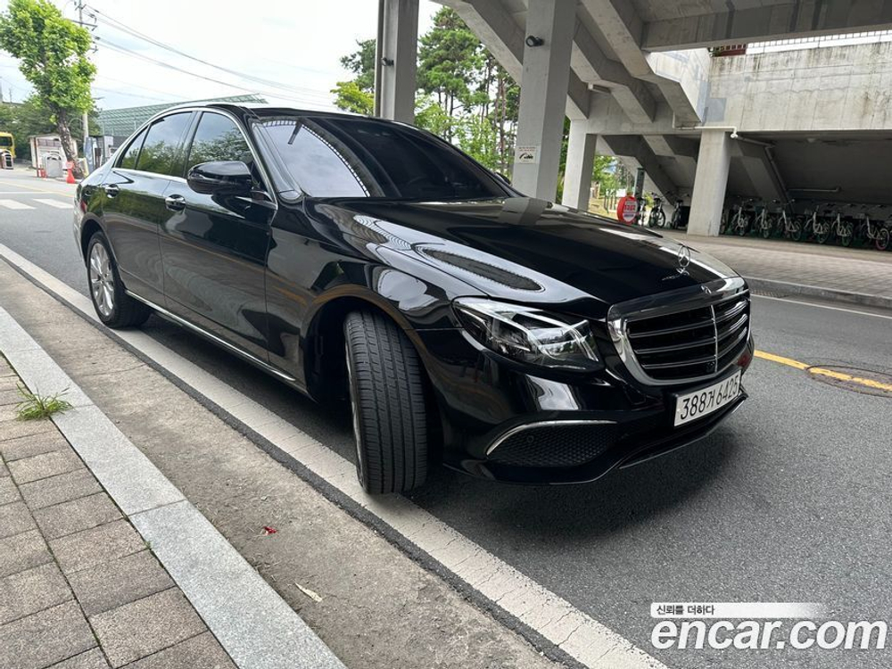Mercedes-Benz E-Class W213 E300 4MATIC Exclusive (08.2019)