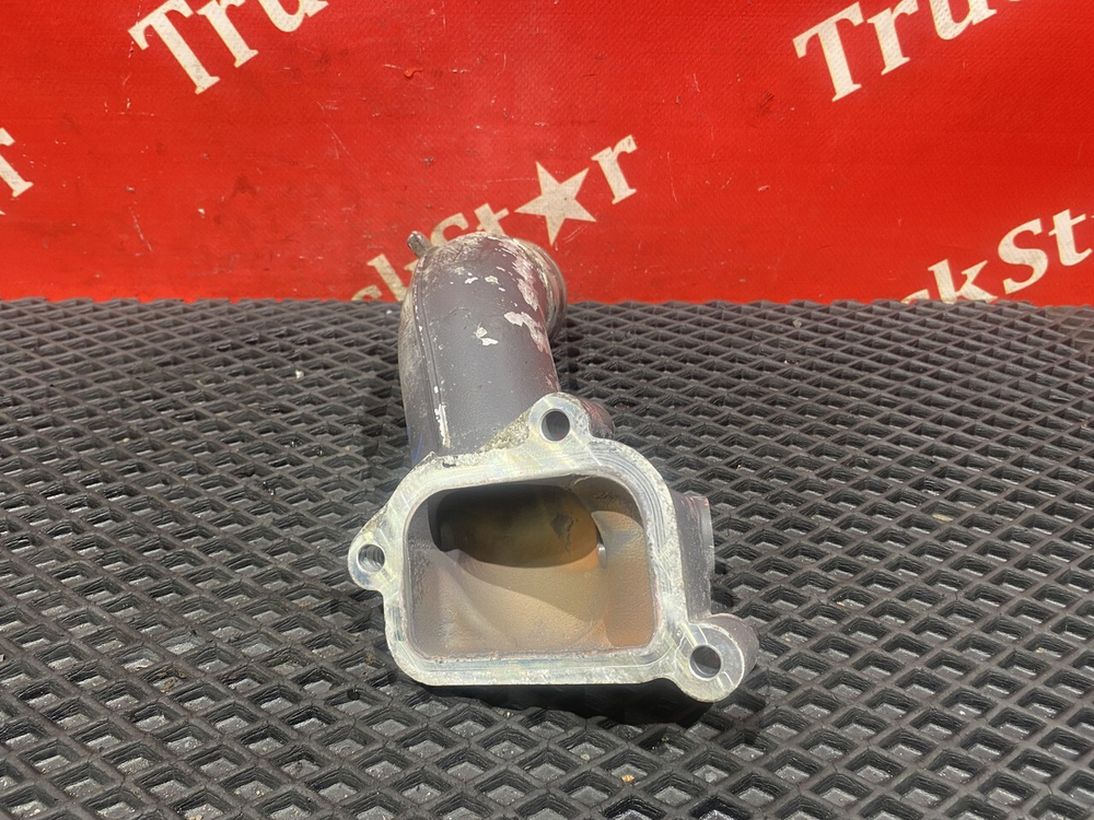 Патрубок термостата 2017г